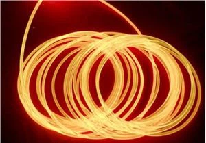 Kiirgab plastikust optiline kiud